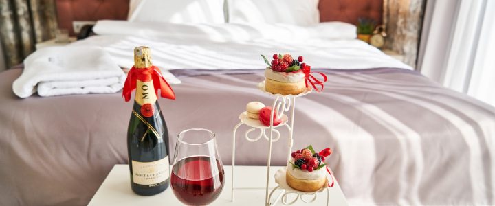 51 Steamy Romance Packages That Will Spice Up Couples Getaway