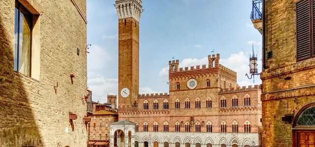 Spending Less Than A Day in Siena Italy: The Absolute “Must See” Attractions