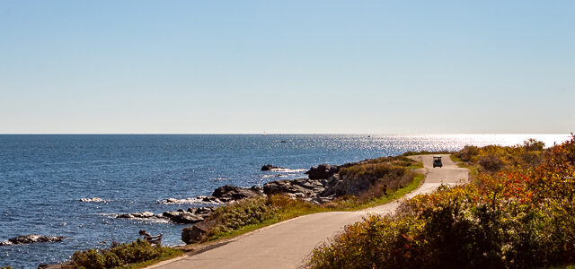 Best Peaks Island Golf Cart Rentals to Explore Island off Portland Maine