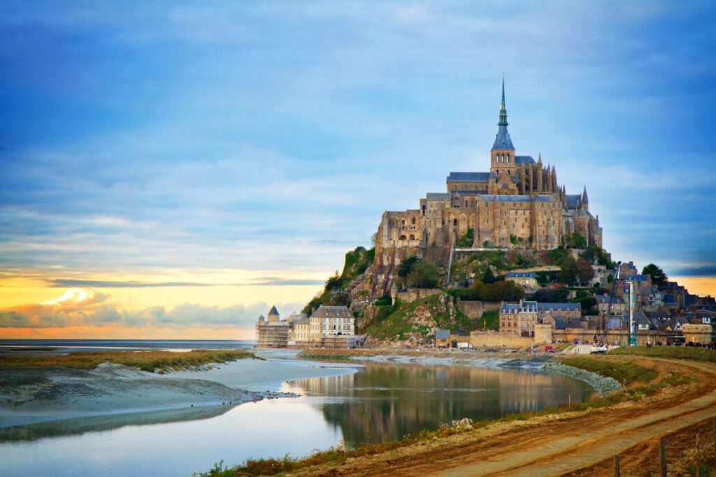 Mont Saint-Michel.