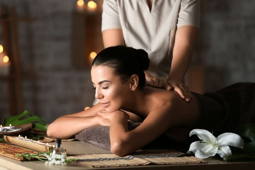Détendez le spa de massage bien-eh bien
