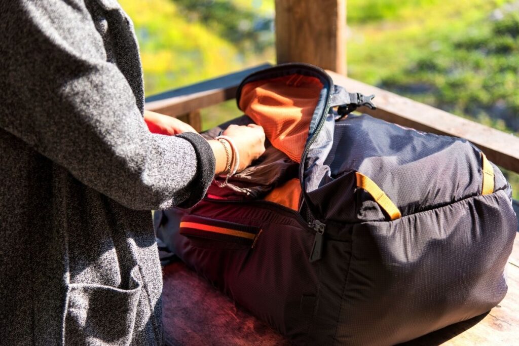 packing tips for 40L travel backpack