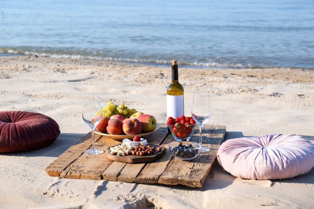 pop up picnic beach | Enjoy Travel Life