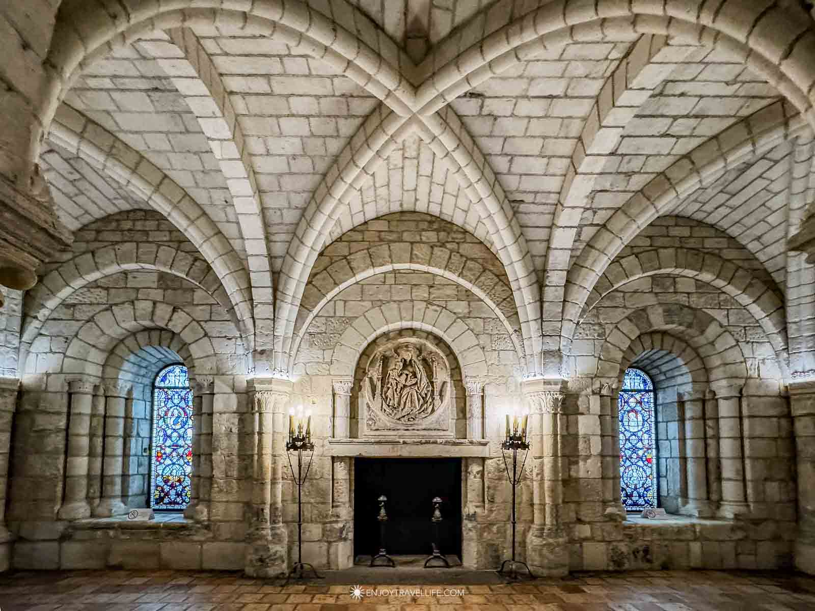 The medieval Chapter House rebuilt inside the Worcester Art Museum, one of the best things to do in Worcester, Massachusetts.